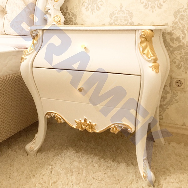 Готовая прикроватная тумба в классическом стиле из комплекта SY 22001.