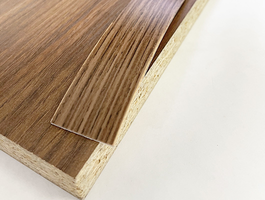 Кромочная лента ПВХ 0,8*42 мм BR230 с плитой дуб чарльстон темный.