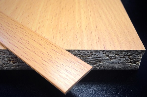 Кромочная лента ПВХ 0,4*19 мм PV5111 с плитой ЛДСП 16 мм бук бавария темный.