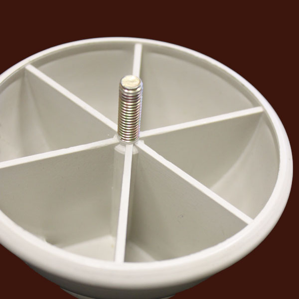 Монтажные отверстия для крепления мебельной опоры из пластика SY 0952.