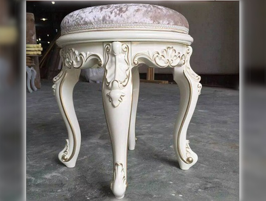 Комплект из ABS-пластика SY 33002 для пуфика - пример использования.