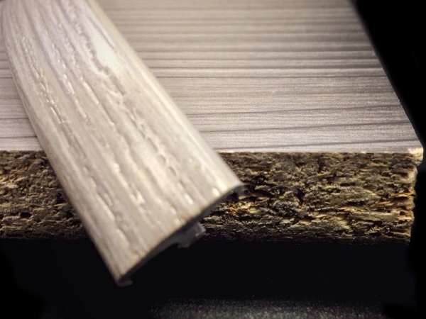 Врезной профиль ПВХ 017B BK9509 с плитой ЛДСП.