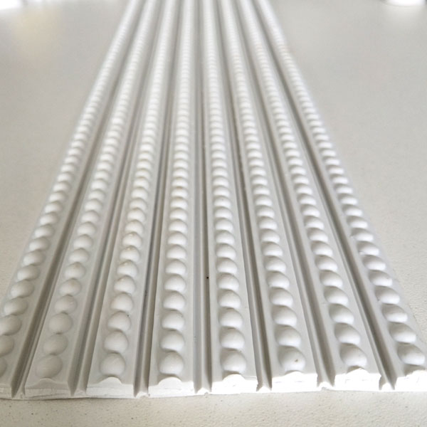 Гибкий мебельный молдинг ПВХ SY 166. Количество полос в рулоне.