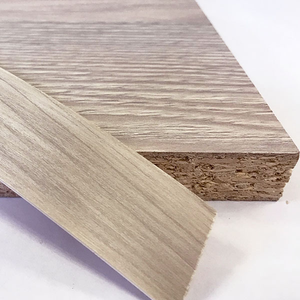 Кромочная лента ПВХ 0,4*19 мм PV225 с плитой ЛДСП 16 мм ясень анкор светлый.