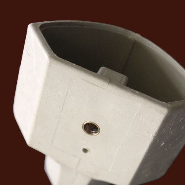 Монтажные отверстия для крепления мебельной опоры из пластика SY 09139.