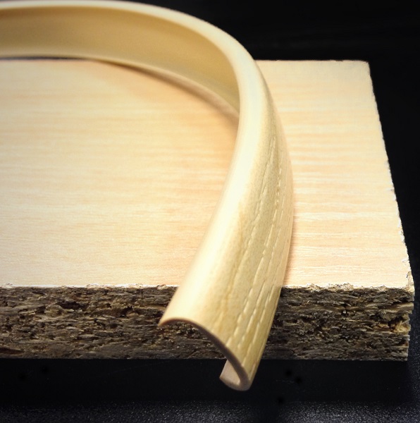 Накладной профиль ПВХ U16 BK99A02 с плитой ЛДСП клен.