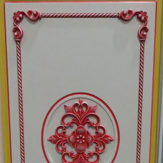 Угловой декор SY 11208 на мебельном фасаде - пример использования.