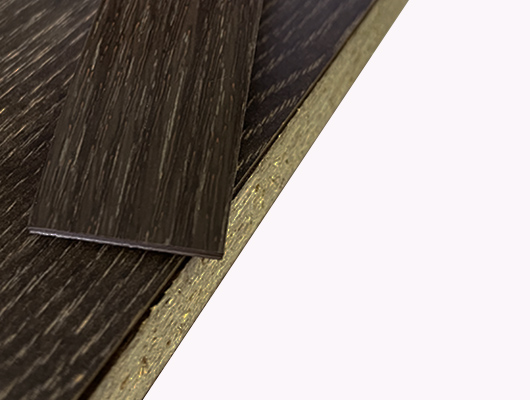 Кромочная лента ПВХ 0,4*19 мм BR258 с плитой ЛДСП 16 мм дуб кантербери.