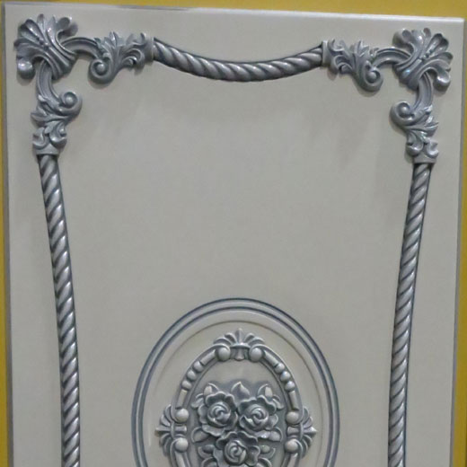 Угловой декор SY 0920-2 на мебельном фасаде - пример использования.