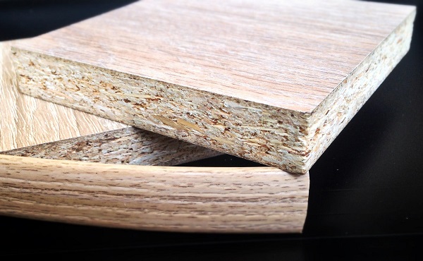 Накладной профиль ПВХ U16 BK9505 с плитой ЛДСП дуб сонома.