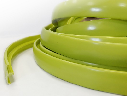 Гибкий мебельный кант ПВХ 017B BK116 бухта.