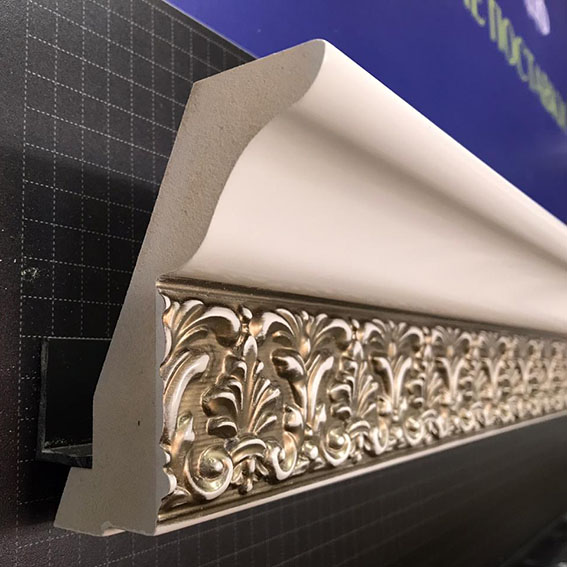 Окрашенный мебельный карниз НК-1 (с декором)