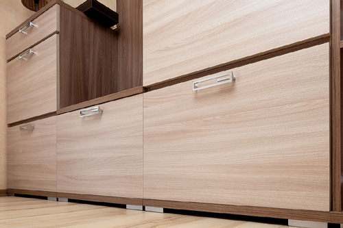 Мебель с кромкой пвх 1,8*42 мм BR450 - пример использования. Цвет ясень шимо светлый.