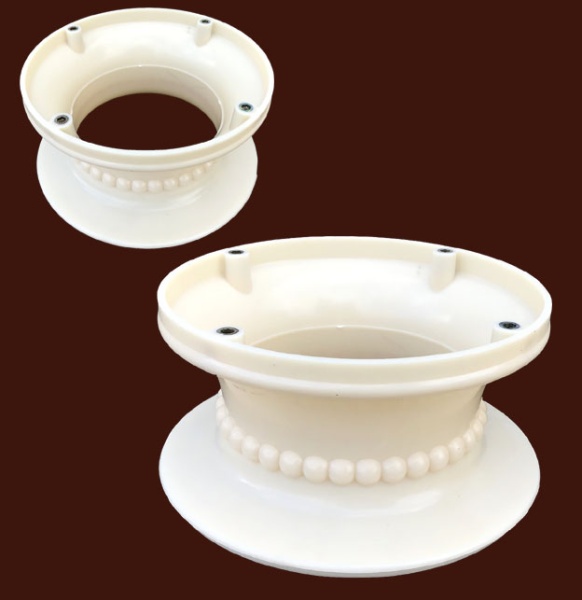 Монтажные отверстия для крепления основания для стола SY 22608.