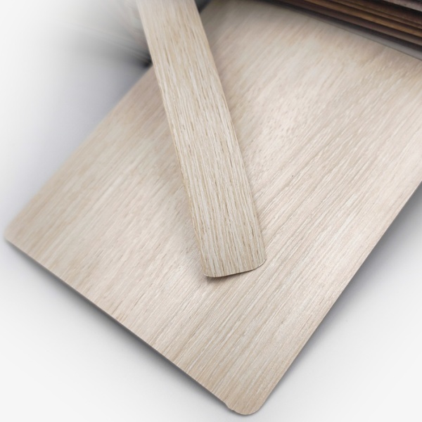 Кромочная лента ПВХ 0,4*19 мм PV202 с плитой ЛДСП 16 мм дуб шамони светлый.