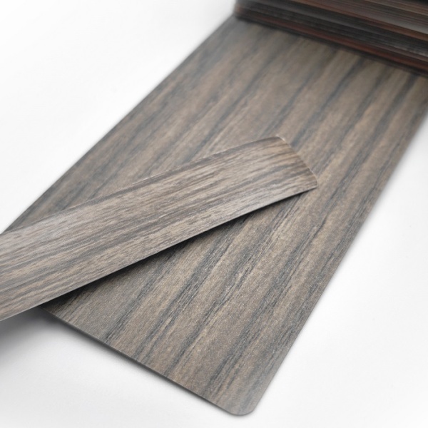 Кромочная лента ПВХ 0,4*19 мм BR273 с плитой ЛДСП 16 мм ясень пряный табак.